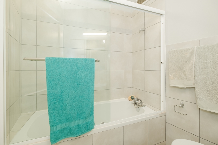 3 Bedroom Property for Sale in Vredehoek Western Cape